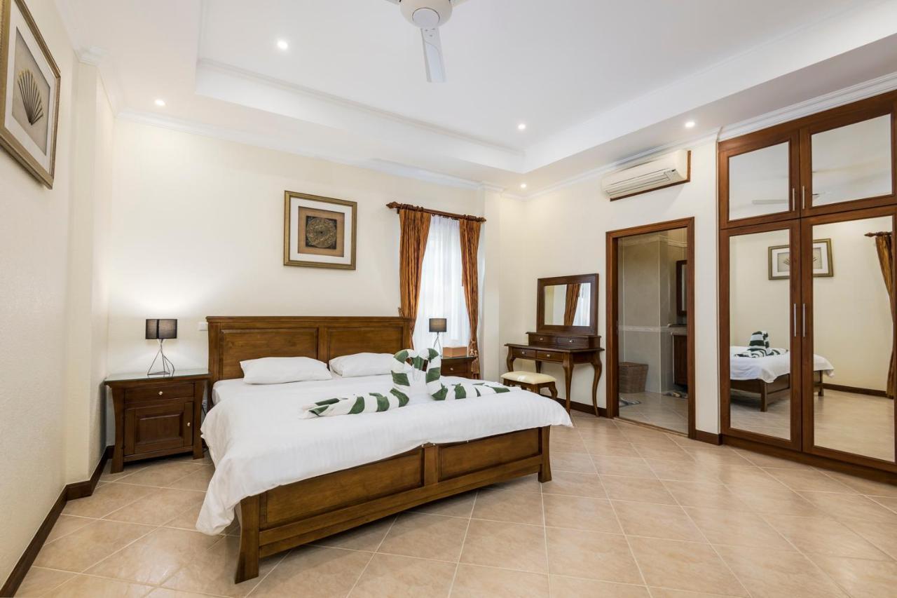 Village Austria Luxury Pool Villas Патая Екстериор снимка